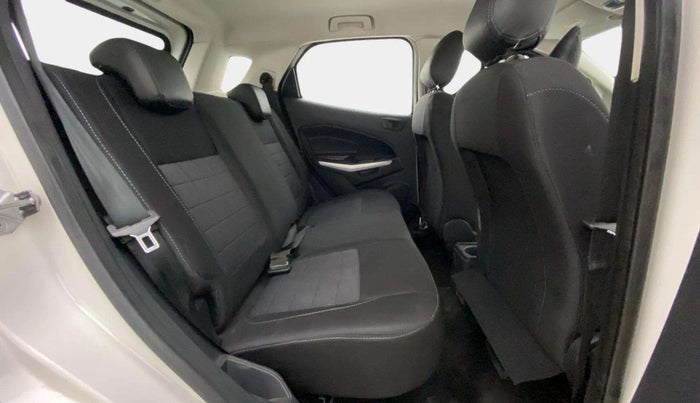 2018 Ford Ecosport AMBIENTE 1.5L DIESEL, Diesel, Manual, 60,934 km, Right Side Rear Door Cabin