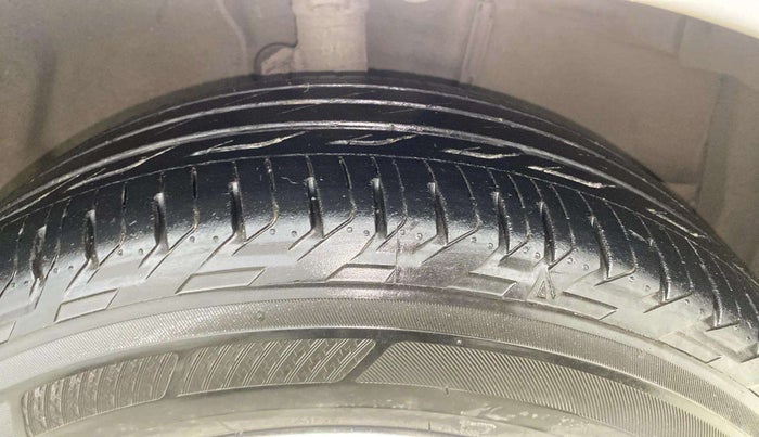2016 Toyota Corolla Altis G CVT PETROL, Petrol, Automatic, 55,590 km, Right Front Tyre Tread