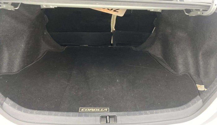 2016 Toyota Corolla Altis G CVT PETROL, Petrol, Automatic, 55,590 km, Boot Inside