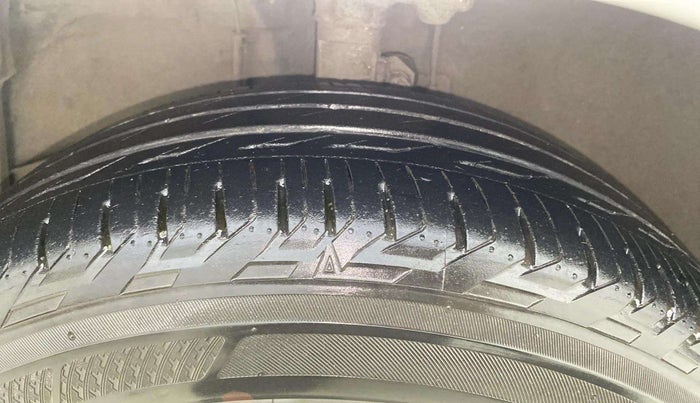 2016 Toyota Corolla Altis G CVT PETROL, Petrol, Automatic, 55,590 km, Left Front Tyre Tread