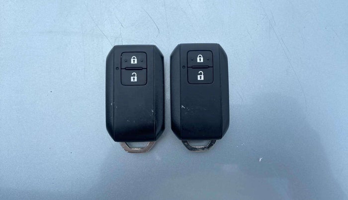2023 Toyota Glanza G E-CNG, CNG, Manual, 78,876 km, Key Close Up