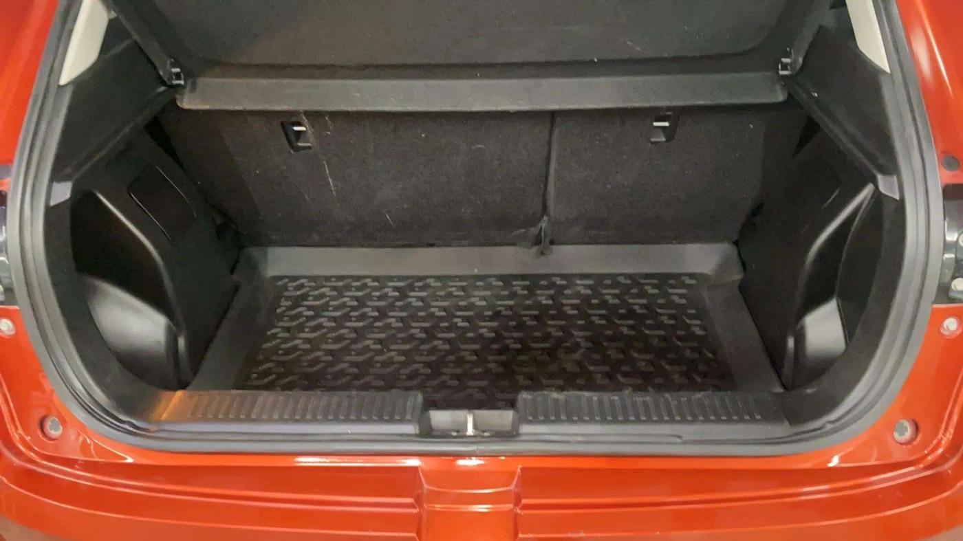2024 Toyota Urban Cruiser Taisor V 1.0 Petrol AT, Petrol, Automatic, 13,802 km, Boot Inside