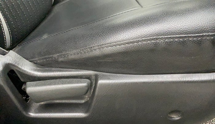 2022 Maruti Alto LXI O, Petrol, Manual, 9,442 km, Driver Side Adjustment Panel