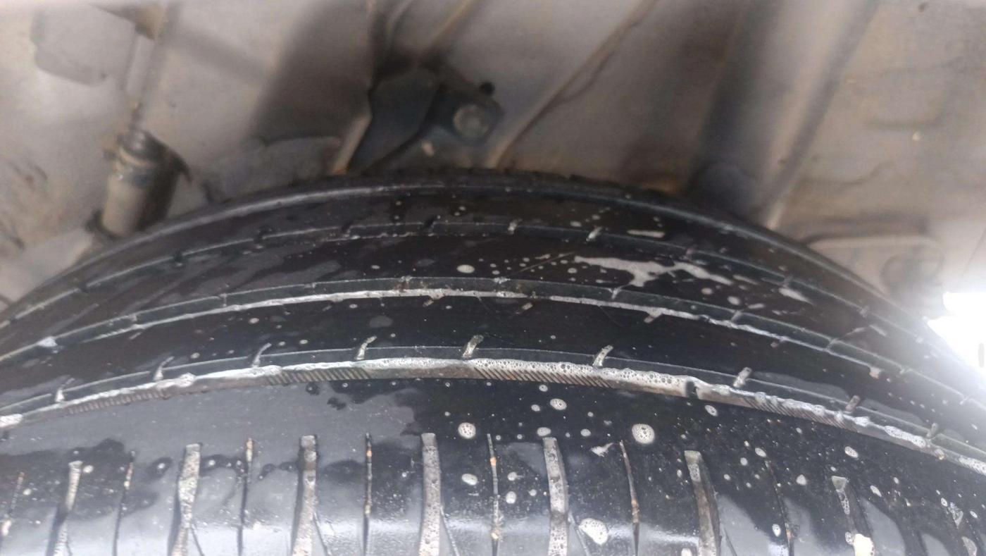 2019 Hyundai VENUE SX 1.4 CRDI, Diesel, Manual, 71,542 km, Right Rear Tyre Tread
