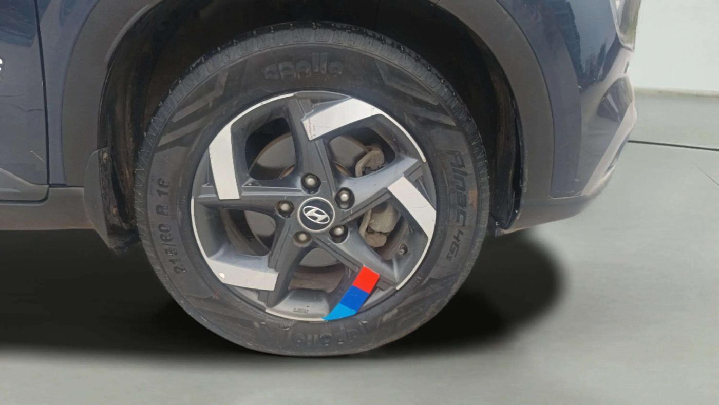 2019 Hyundai VENUE SX 1.4 CRDI, Diesel, Manual, 71,542 km, Right Front Wheel