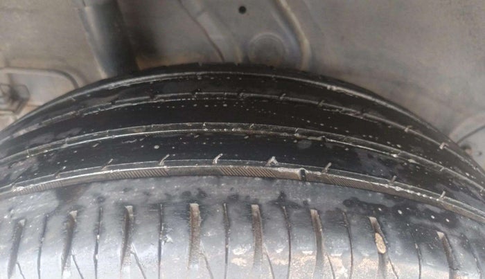 2019 Hyundai VENUE SX 1.4 CRDI, Diesel, Manual, 71,542 km, Left Front Tyre Tread