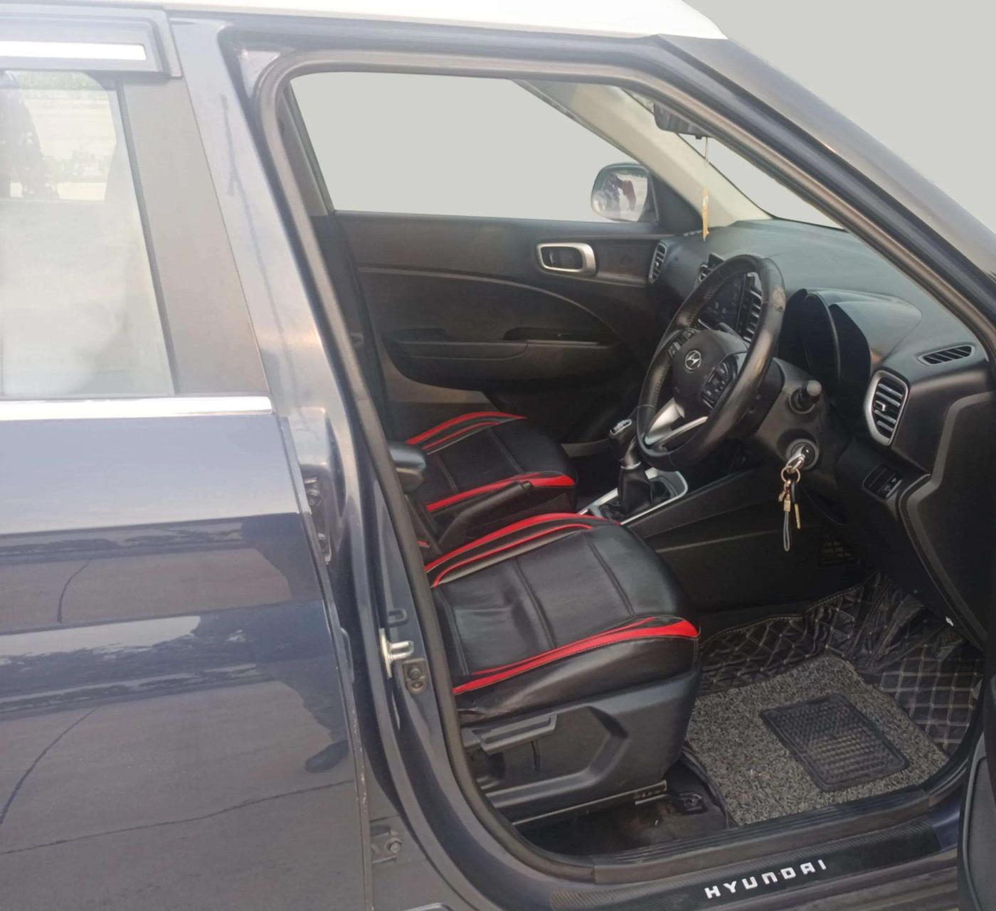 2019 Hyundai VENUE SX 1.4 CRDI, Diesel, Manual, 71,542 km, Right Side Front Door Cabin