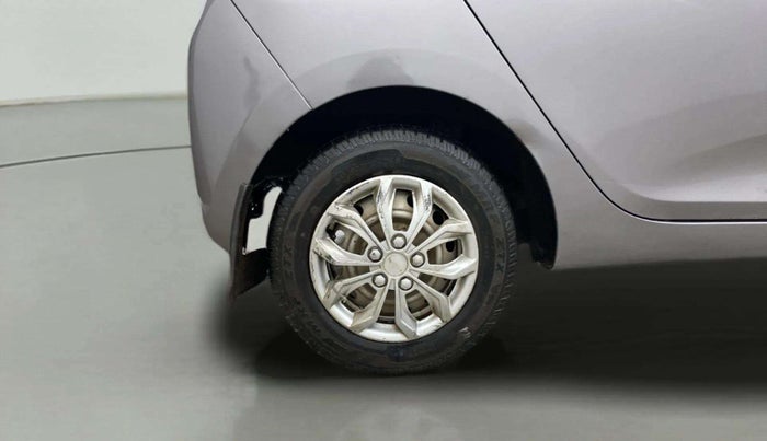 2012 Hyundai Eon ERA +, Petrol, Manual, 78,211 km, Right Rear Wheel