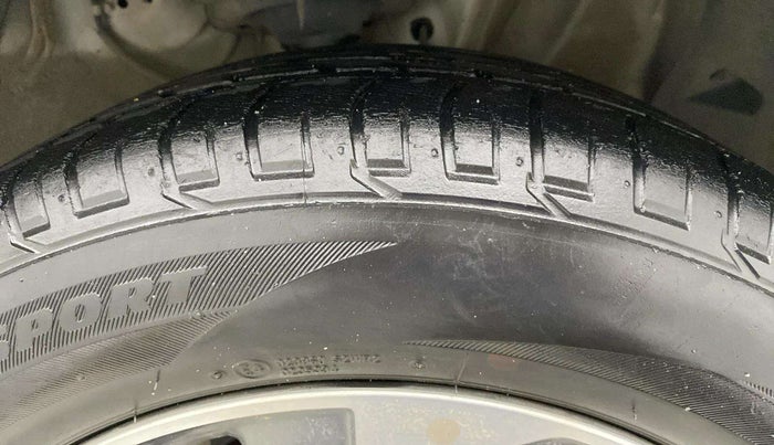 2018 Hyundai Creta SX AT 1.6 PETROL, Petrol, Automatic, 31,984 km, Right Front Tyre Tread