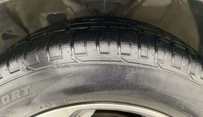 2018 Hyundai Creta SX AT 1.6 PETROL, Petrol, Automatic, 31,984 km, Left Front Tyre Tread