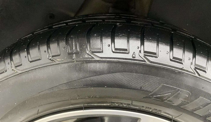 2018 Hyundai Creta SX AT 1.6 PETROL, Petrol, Automatic, 31,984 km, Right Rear Tyre Tread