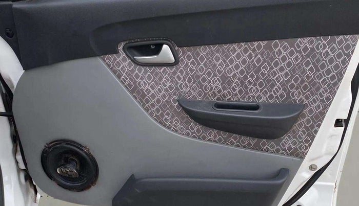 2018 Maruti Alto 800 LXI, Petrol, Manual, 82,186 km, Driver Side Door Panels Control