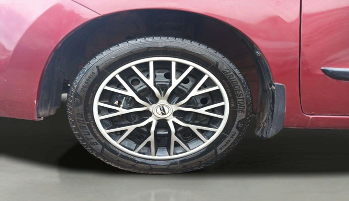 2013 Maruti Wagon R 1.0 VXI, CNG, Manual, 82,632 km, Left Front Wheel