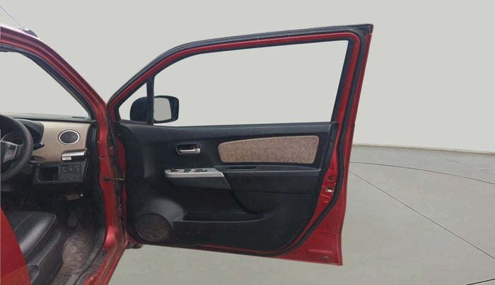 2013 Maruti Wagon R 1.0 VXI, CNG, Manual, 82,632 km, RHS Front Door