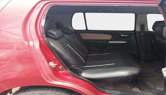 2013 Maruti Wagon R 1.0 VXI, CNG, Manual, 82,632 km, Right Side Rear Door Cabin