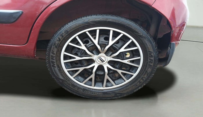 2013 Maruti Wagon R 1.0 VXI, CNG, Manual, 82,632 km, Left Rear Wheel