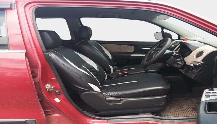 2013 Maruti Wagon R 1.0 VXI, CNG, Manual, 82,632 km, Right Side Front Door Cabin
