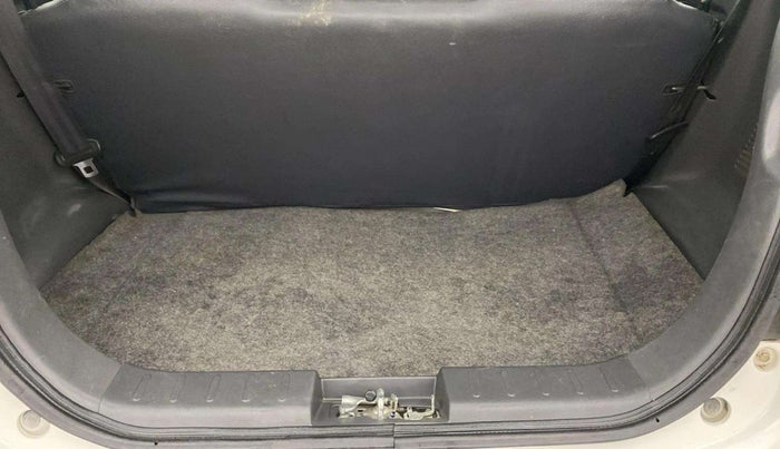 2017 Maruti Alto 800 LXI, Petrol, Manual, 76,233 km, Boot Inside