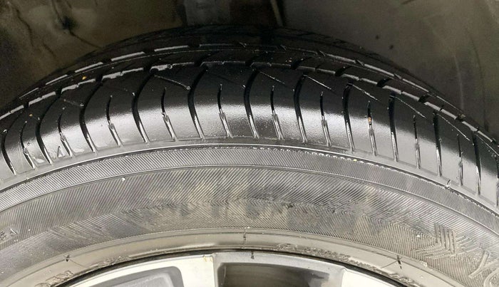2021 KIA SONET HTX 1.0 IMT, Petrol, Manual, 92,612 km, Right Front Tyre Tread