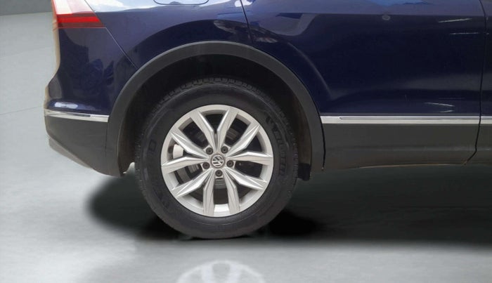 2019 Volkswagen TIGUAN HIGHLINE TDI AT, Diesel, Automatic, 76,175 km, Right Rear Wheel