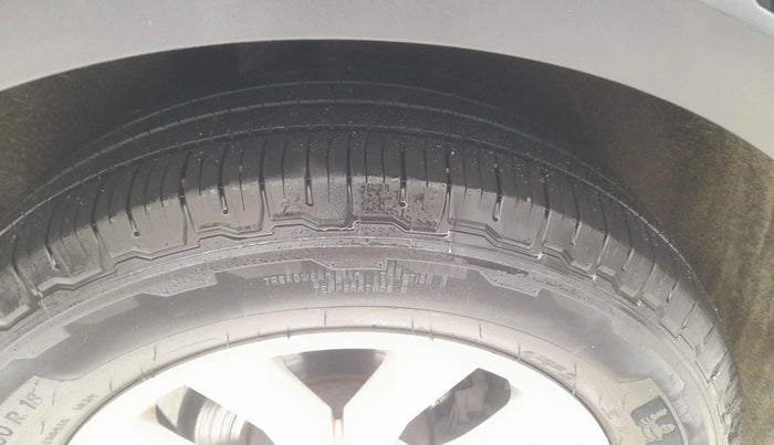 2019 Volkswagen TIGUAN HIGHLINE TDI AT, Diesel, Automatic, 76,175 km, Left Rear Tyre Tread