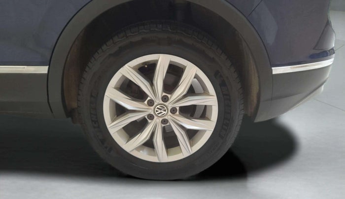 2019 Volkswagen TIGUAN HIGHLINE TDI AT, Diesel, Automatic, 76,175 km, Left Rear Wheel