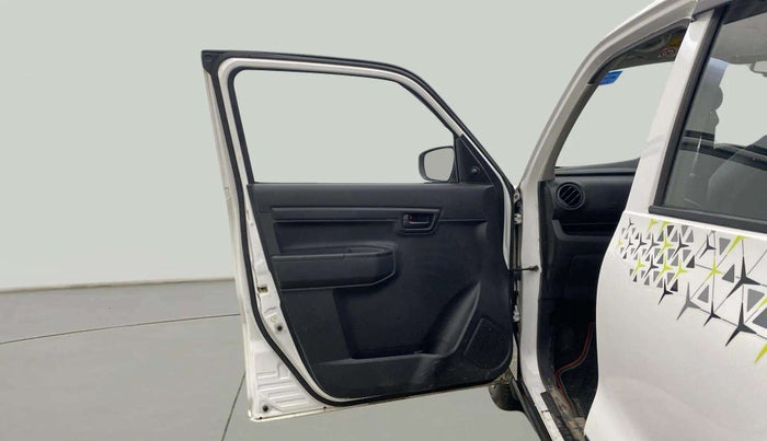 2022 Maruti S PRESSO VXI, Petrol, Manual, 26,676 km, LHS Front Door