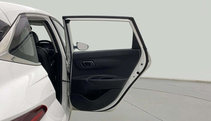 2023 Hyundai NEW I20 SPORTZ 1.2 MT, Petrol, Manual, 34,125 km, RHS Rear Door