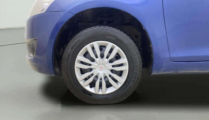 2012 Maruti Swift VXI, Petrol, Manual, 73,136 km, Left Front Wheel