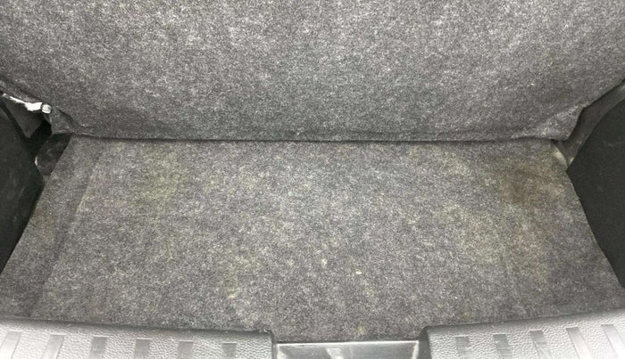 2012 Maruti Swift VXI, Petrol, Manual, 73,136 km, Boot Inside