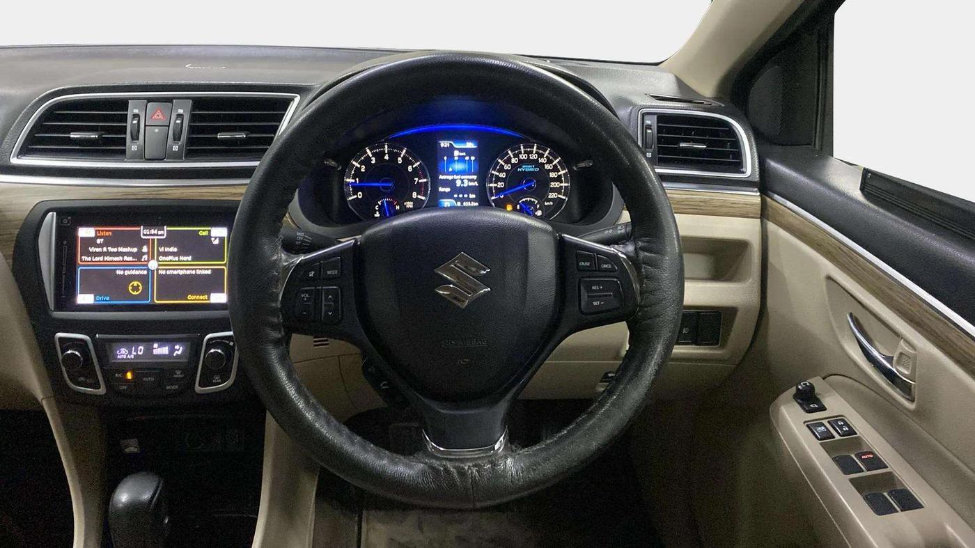 2019 Maruti Ciaz ALPHA  AT 1.5 SHVS PETROL, Petrol, Automatic, 35,469 km, Steering Wheel Close Up