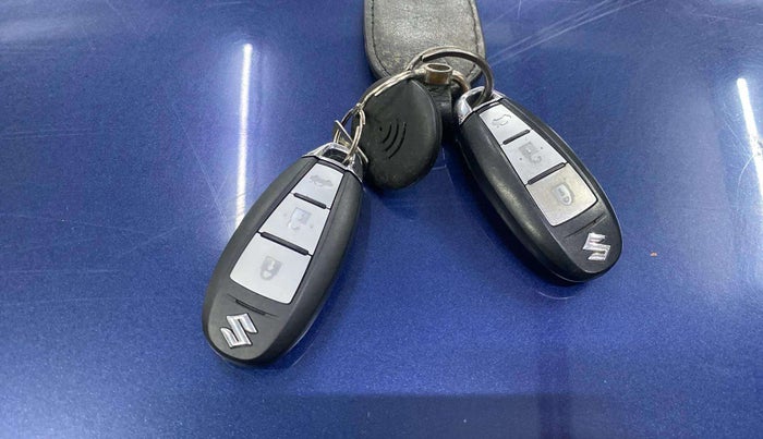 2019 Maruti Ciaz ALPHA  AT 1.5 SHVS PETROL, Petrol, Automatic, 35,469 km, Key Close Up