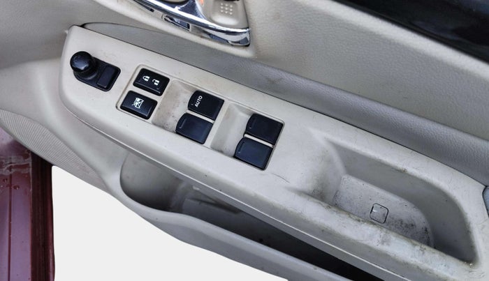 2014 Maruti Ciaz ZDI, Diesel, Manual, 89,265 km, Driver Side Door Panels Control