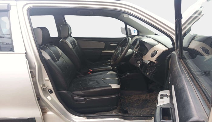 2015 Maruti Wagon R 1.0 LXI CNG, CNG, Manual, 56,475 km, Right Side Front Door Cabin