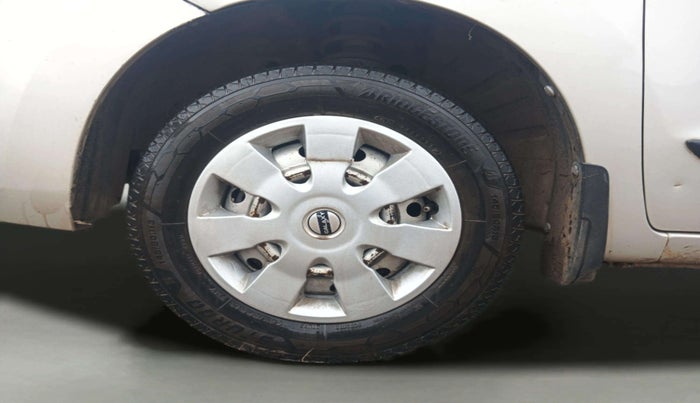 2015 Maruti Wagon R 1.0 LXI CNG, CNG, Manual, 56,475 km, Left Front Wheel