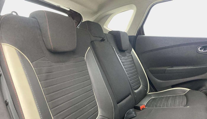 2018 Renault Captur RXT PETROL DUAL TONE, Petrol, Manual, 60,954 km, Right Side Rear Door Cabin