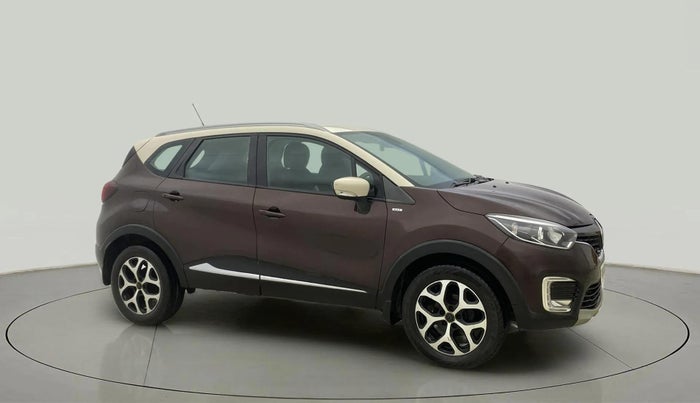 2018 Renault Captur RXT PETROL DUAL TONE, Petrol, Manual, 60,954 km, Right Front Diagonal
