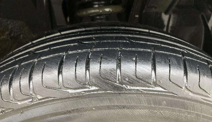 2022 Renault Kiger RXZ MT, Petrol, Manual, 72,942 km, Right Front Tyre Tread