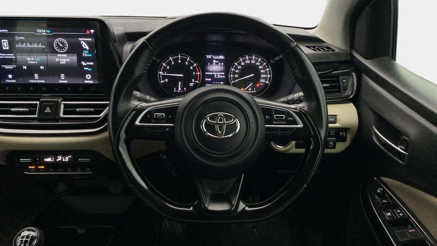 2022 Toyota Glanza V, Petrol, Manual, 66,408 km, Steering Wheel Close Up