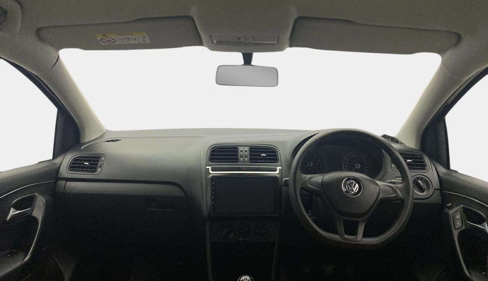 2018 Volkswagen Ameo COMFORTLINE 1.0L, Petrol, Manual, 89,647 km, Dashboard
