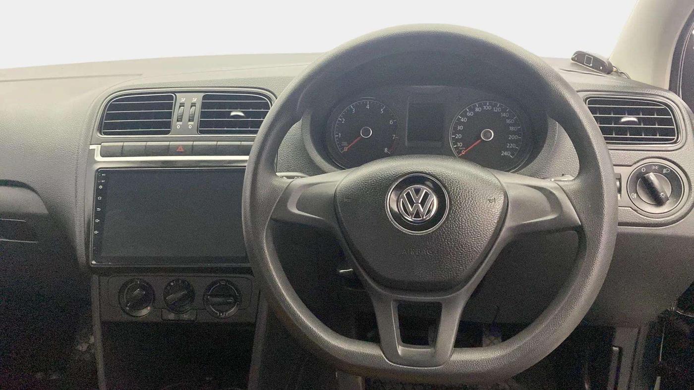 2018 Volkswagen Ameo COMFORTLINE 1.0L, Petrol, Manual, 89,647 km, Steering Wheel Close Up