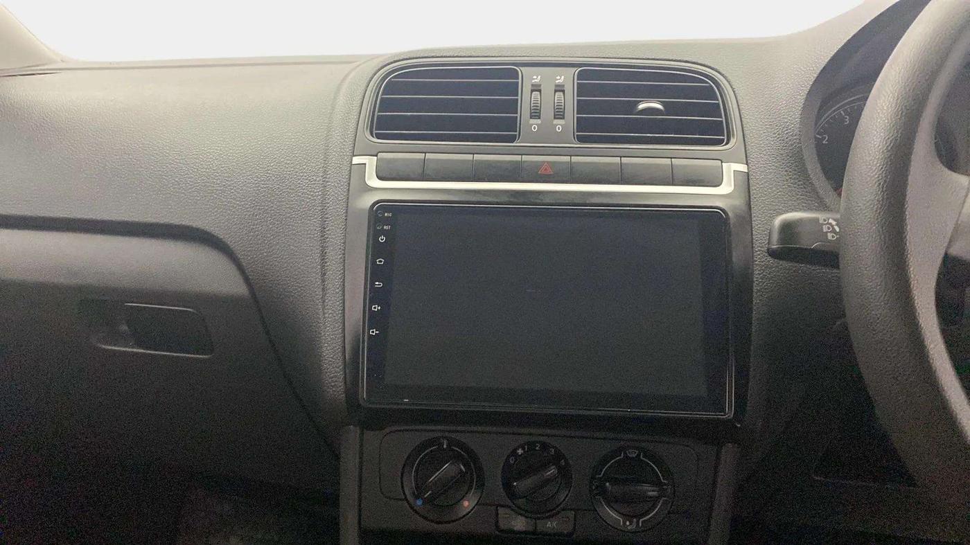 2018 Volkswagen Ameo COMFORTLINE 1.0L, Petrol, Manual, 89,647 km, Air Conditioner