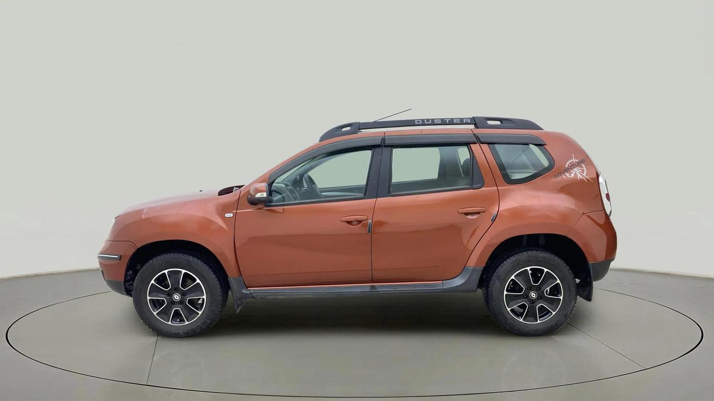 2019 Renault Duster 110 PS RXS 4X2 AMT DIESEL, Diesel, Automatic, 1,06,214 km, Left Side