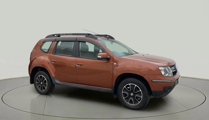 2019 Renault Duster 110 PS RXS 4X2 AMT DIESEL, Diesel, Automatic, 1,06,032 km, Right Front Diagonal