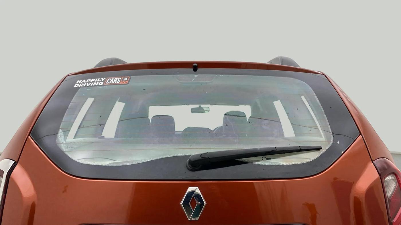 2019 Renault Duster 110 PS RXS 4X2 AMT DIESEL, Diesel, Automatic, 1,06,214 km, Rear Windshield