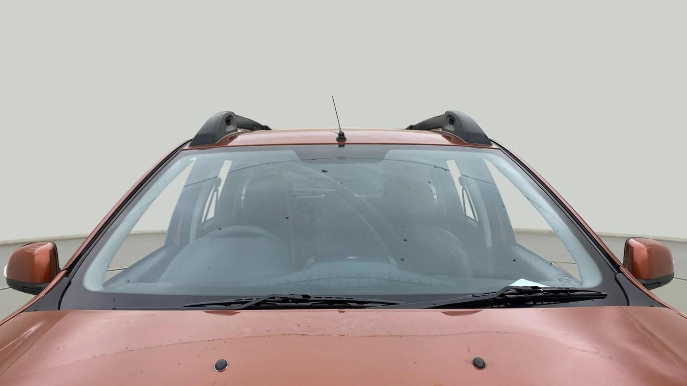 2019 Renault Duster 110 PS RXS 4X2 AMT DIESEL, Diesel, Automatic, 1,06,214 km, Front Windshield