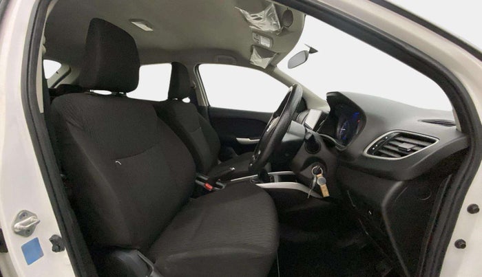 2017 Maruti Baleno DELTA PETROL 1.2, Petrol, Manual, 1,05,332 km, Right Side Front Door Cabin