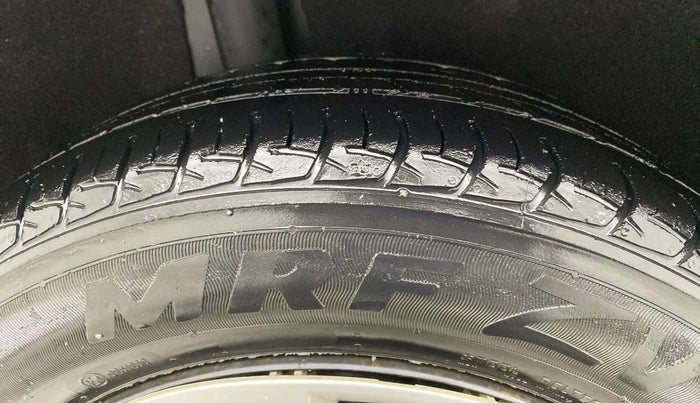 2017 Maruti Baleno DELTA PETROL 1.2, Petrol, Manual, 1,05,332 km, Right Rear Tyre Tread