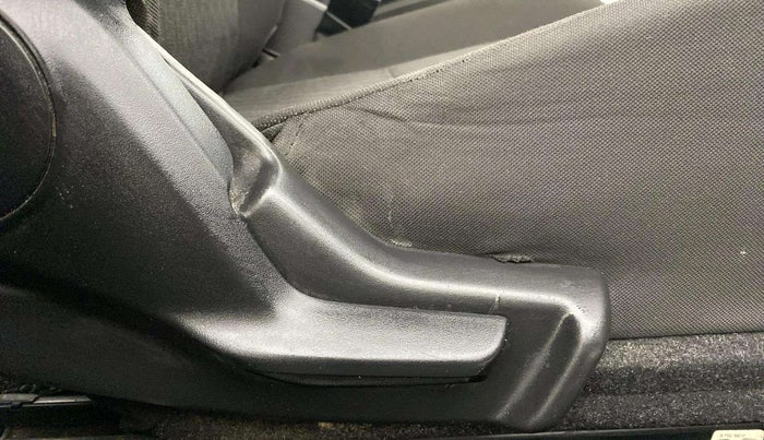 2017 Maruti Baleno DELTA PETROL 1.2, Petrol, Manual, 1,05,332 km, Driver Side Adjustment Panel