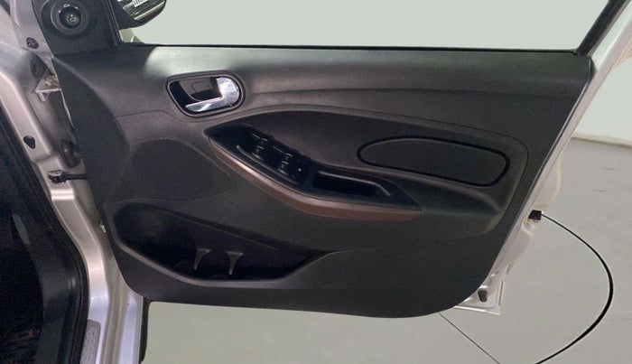 2019 Ford FREESTYLE TITANIUM PLUS 1.2 PETROL, Petrol, Manual, 30,887 km, Driver Side Door Panels Control